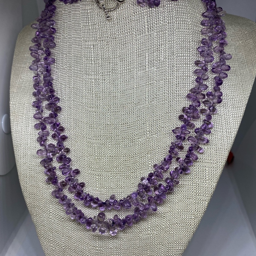 Genuine light amethyst dancing stones necklace. Double strands 28” with toggle